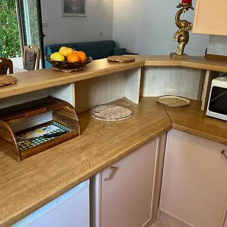 In With House Sea View Διαμέρισμα